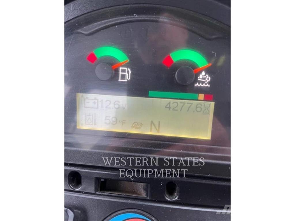 CAT 420F2 Retrocargadoras