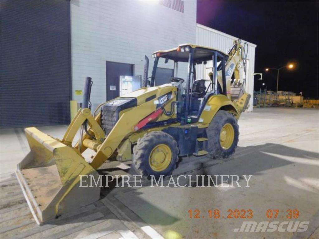 CAT 420F2 4EO Retrocargadoras