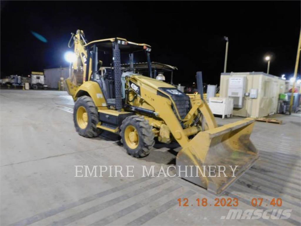 CAT 420F2 4EO Retrocargadoras