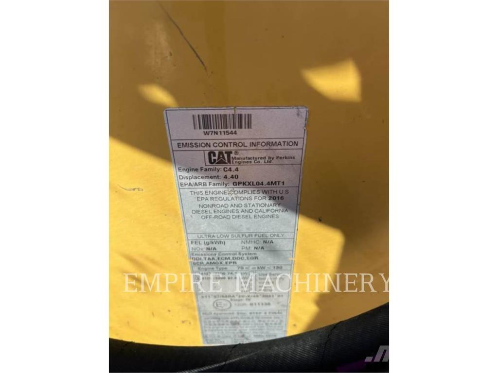 CAT 420F2 4EO Retrocargadoras