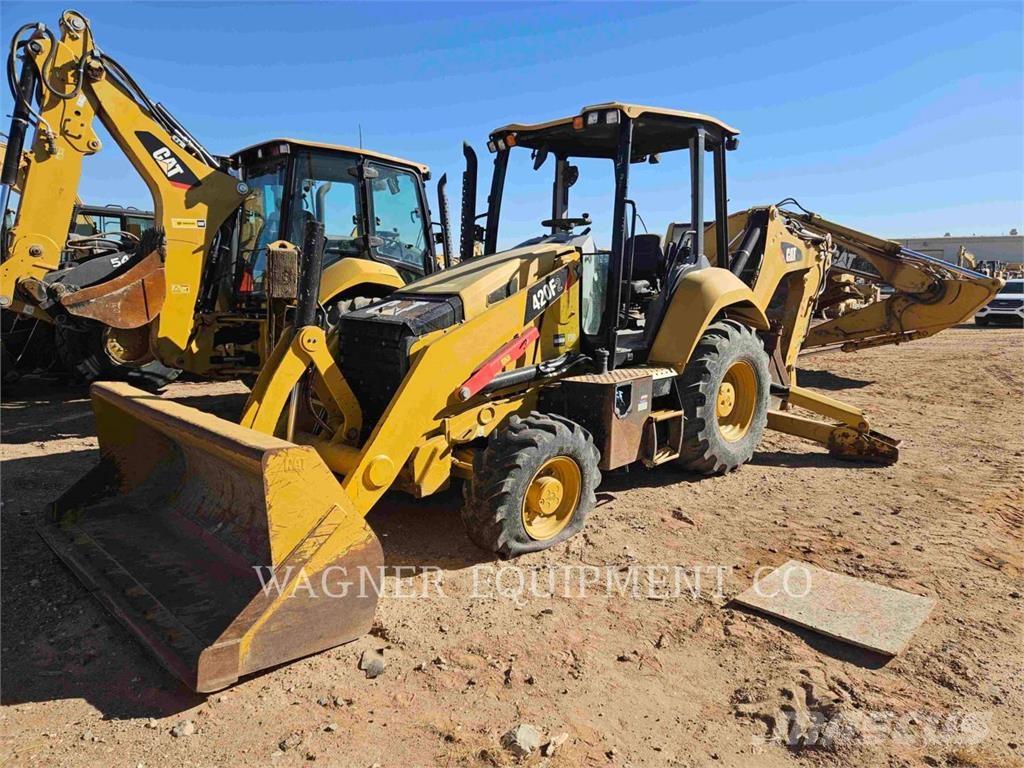 CAT 420F2 4WDE Retrocargadoras