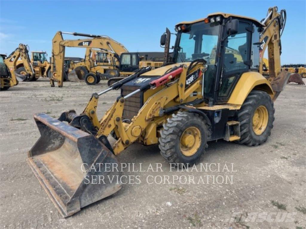 CAT 420F2 IT Retrocargadoras