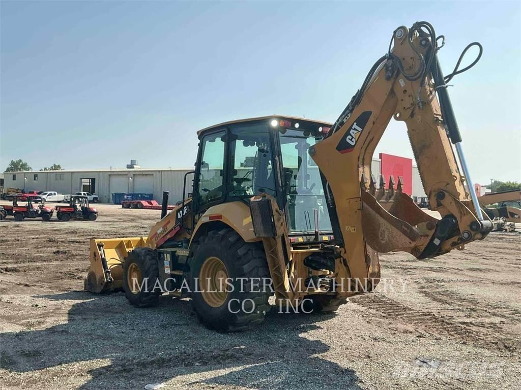 CAT 420F2ST Retrocargadoras