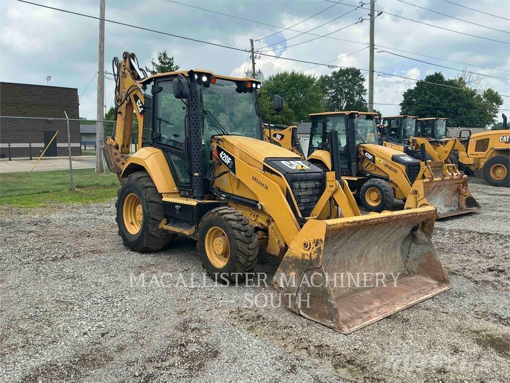 CAT 420F2ST Retrocargadoras