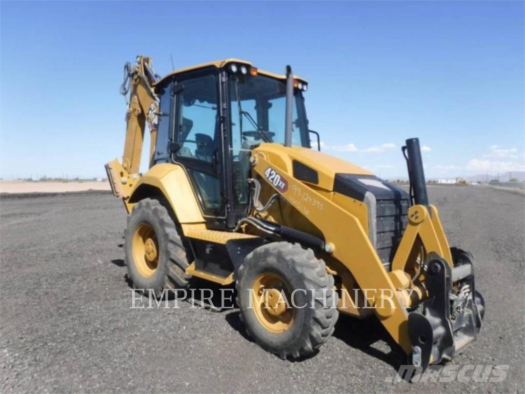 CAT 420XE4ECIP Retrocargadoras
