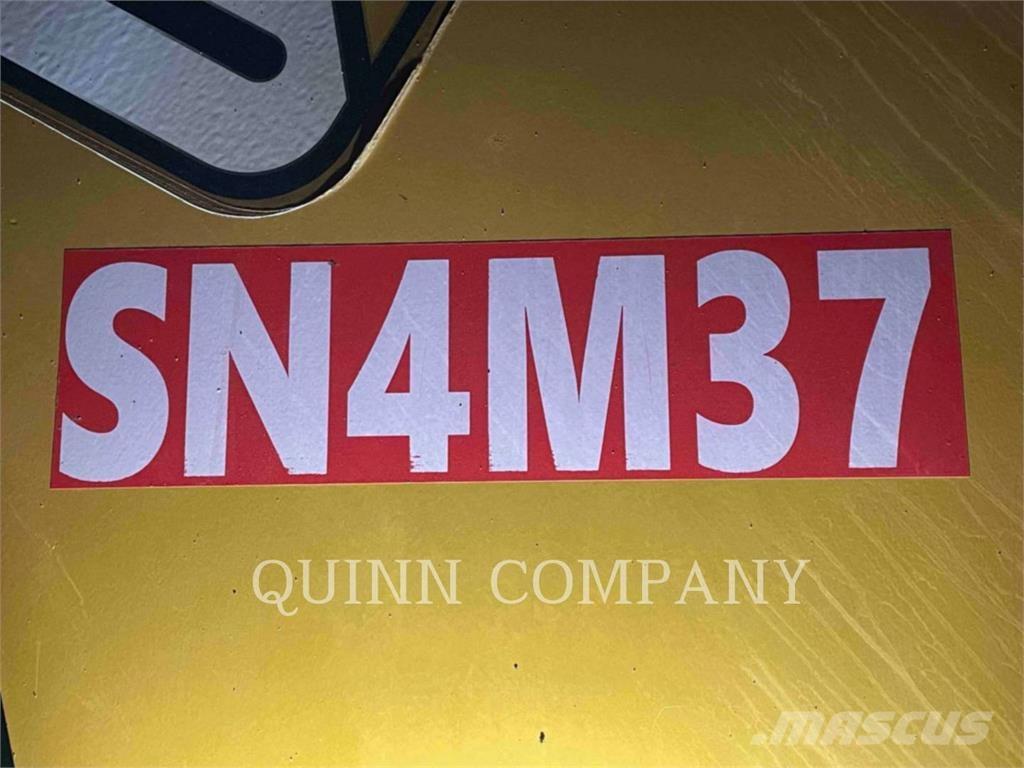 CAT 430 Retrocargadoras