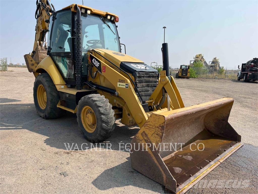 CAT 430F 4WDE Retrocargadoras