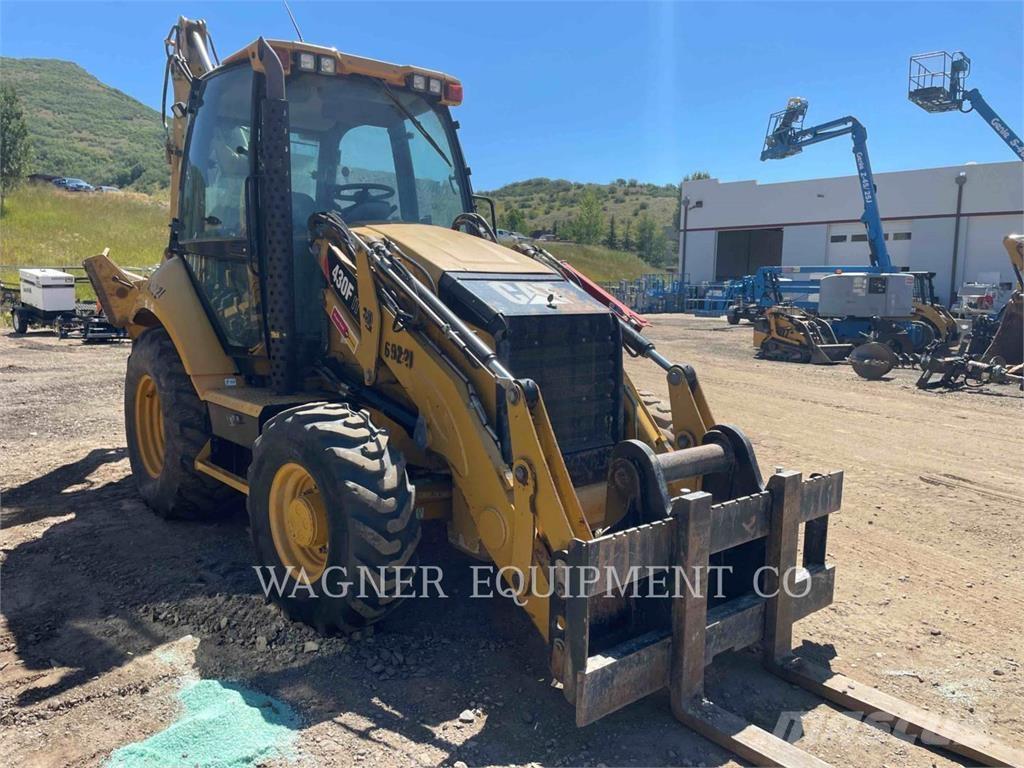CAT 430F IT4WD Retrocargadoras