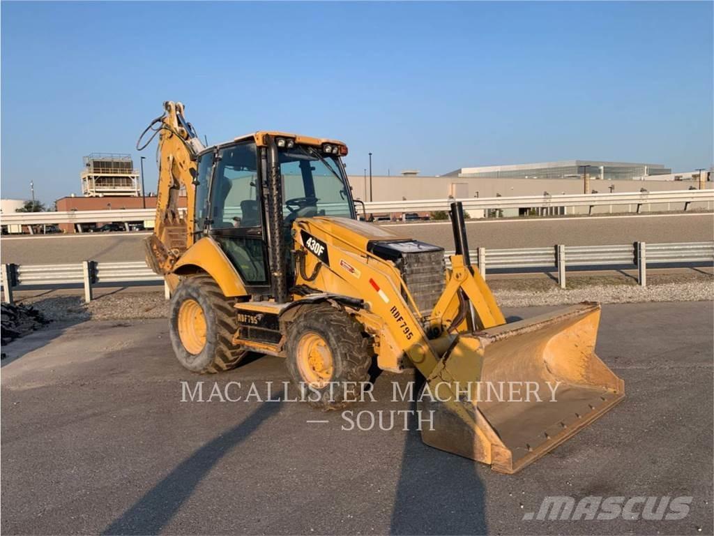 CAT 430FST Retrocargadoras