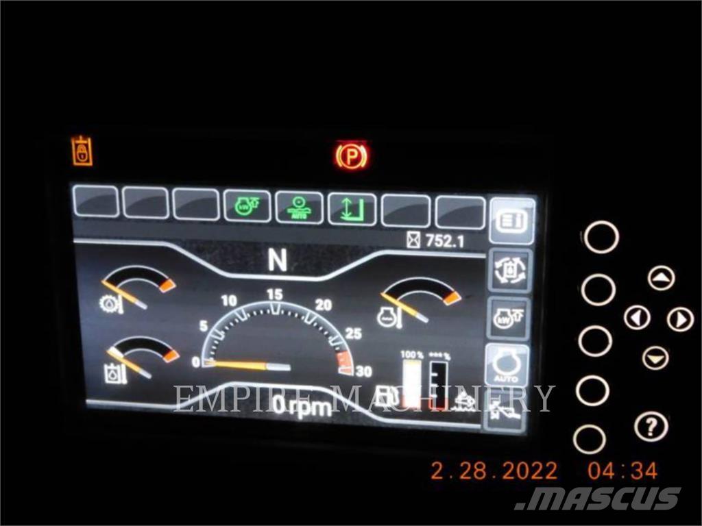 CAT 440-74EOIM Retrocargadoras