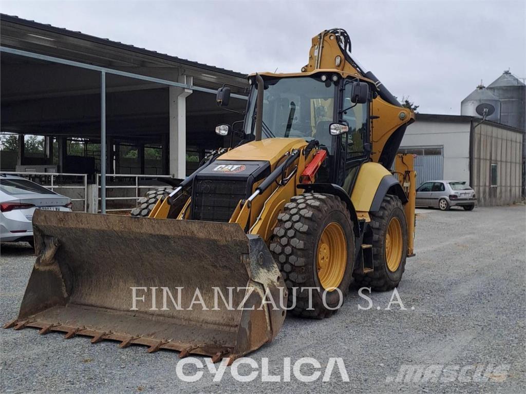 CAT 444 TRINITYB V Retrocargadoras