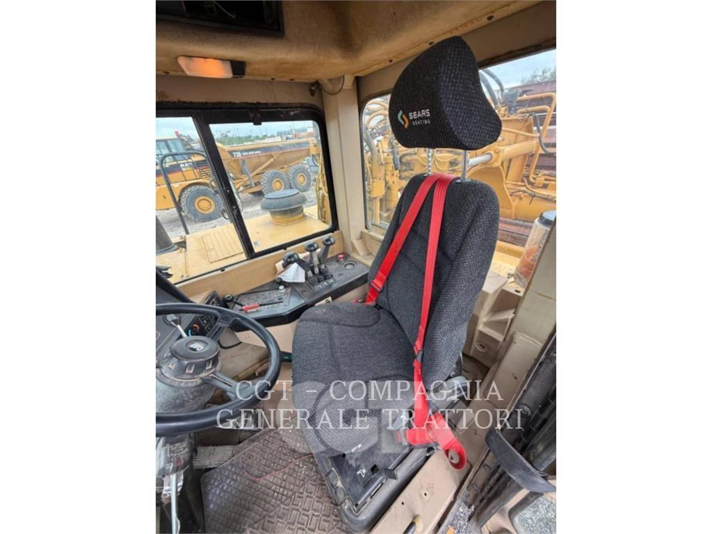 CAT 623F Niveladoras