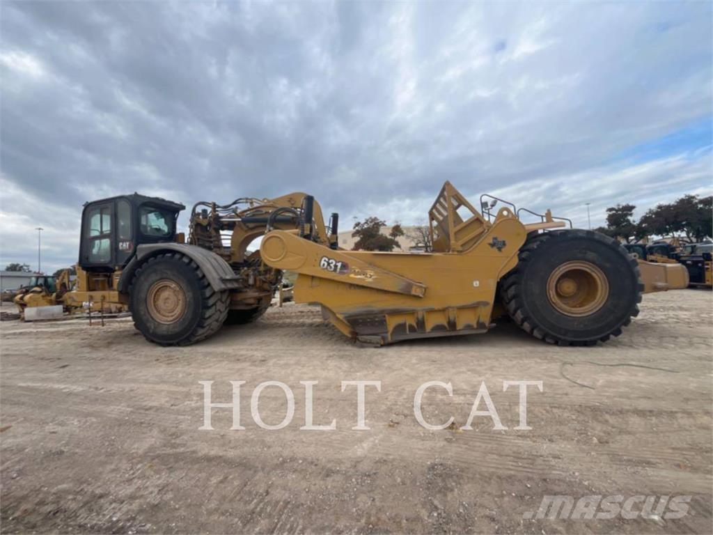 CAT 631 Raspadoras