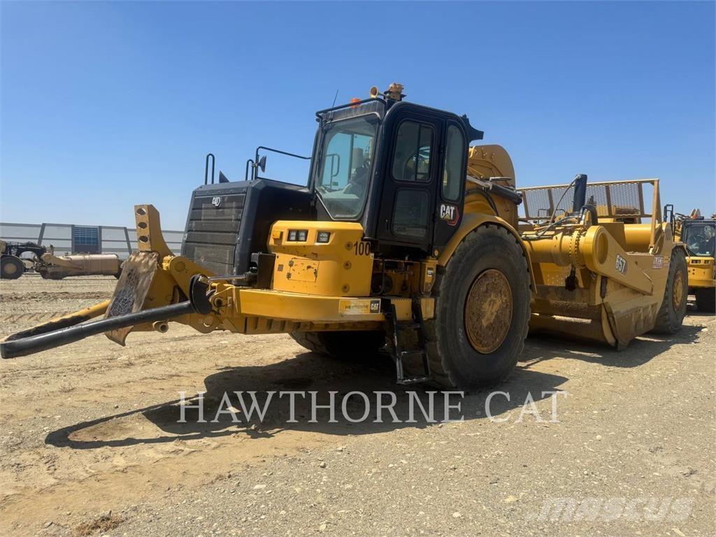 CAT 657 Raspadoras