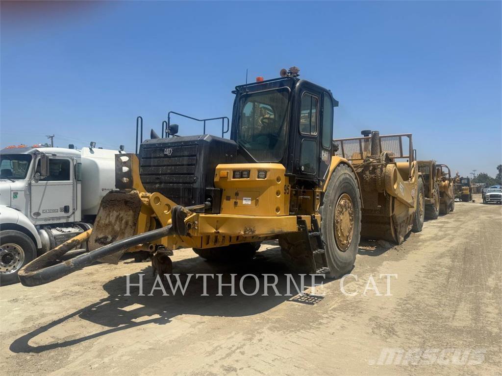 CAT 657 Raspadoras