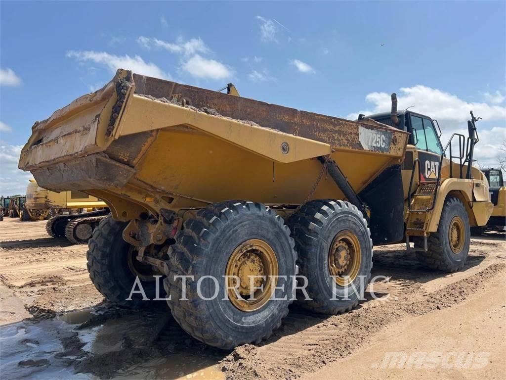 CAT 725C2 Camiones articulados