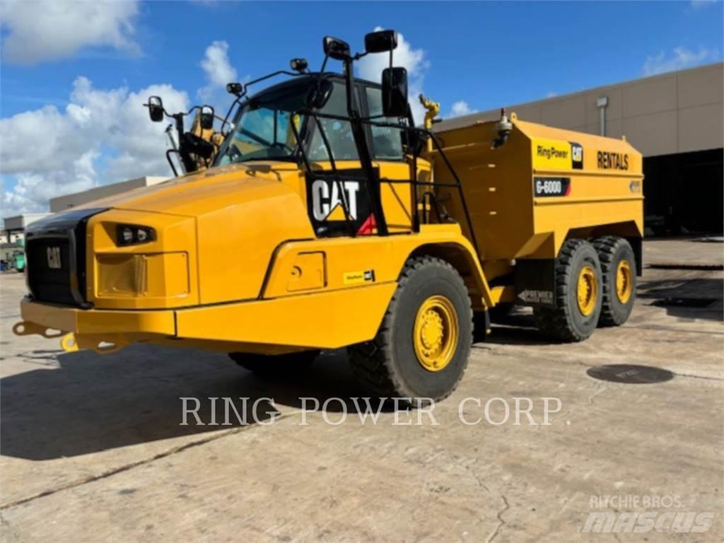 CAT 725CWW Camiones cisternas