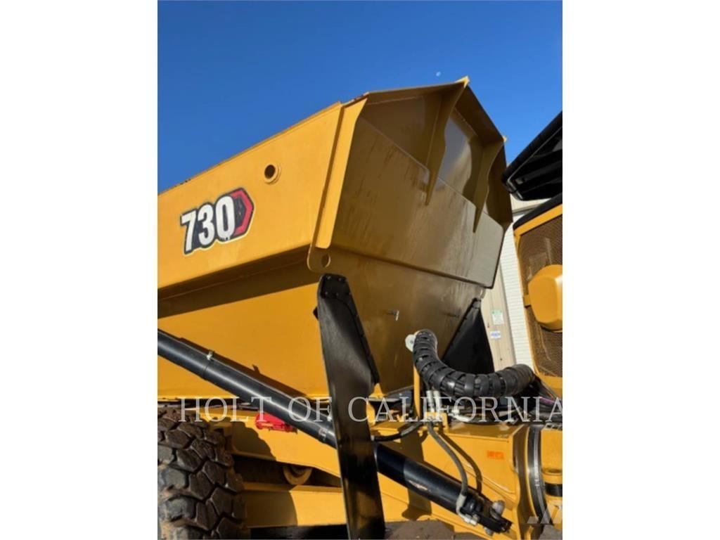 CAT 730-04 Camiones articulados