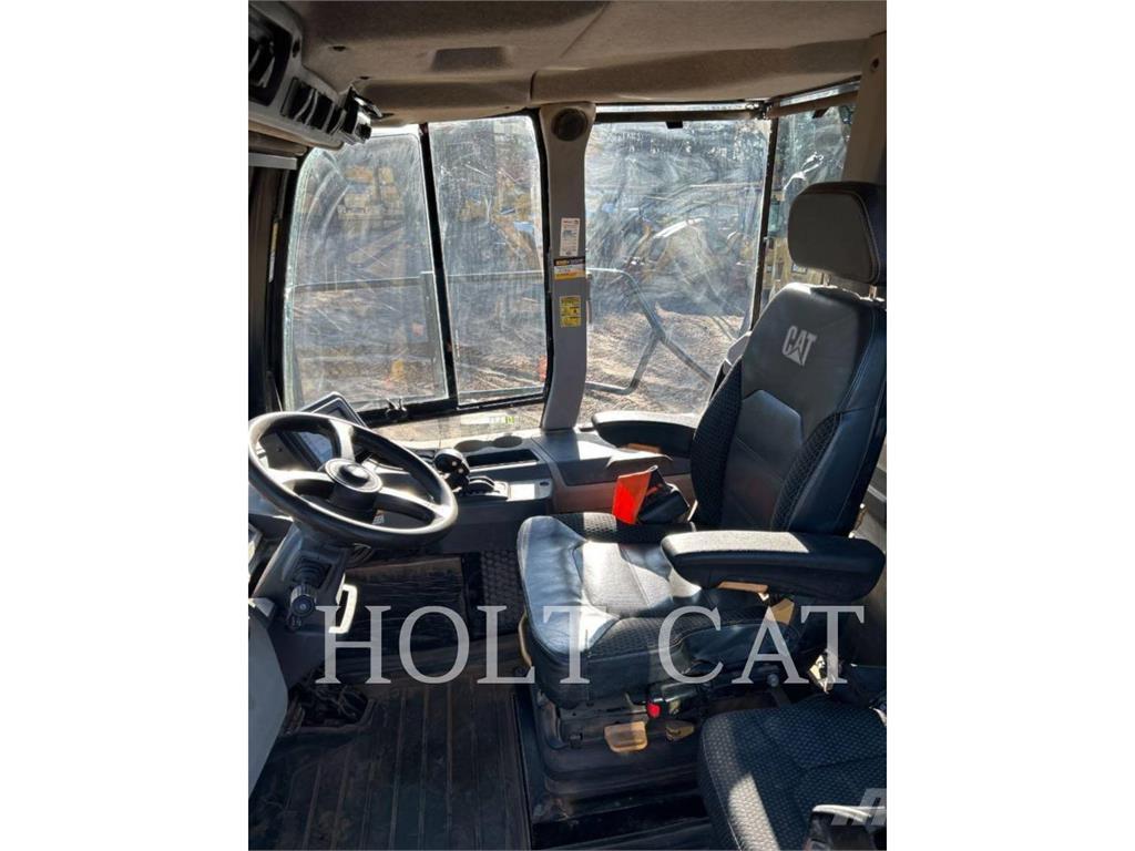 CAT 745 Camiones articulados