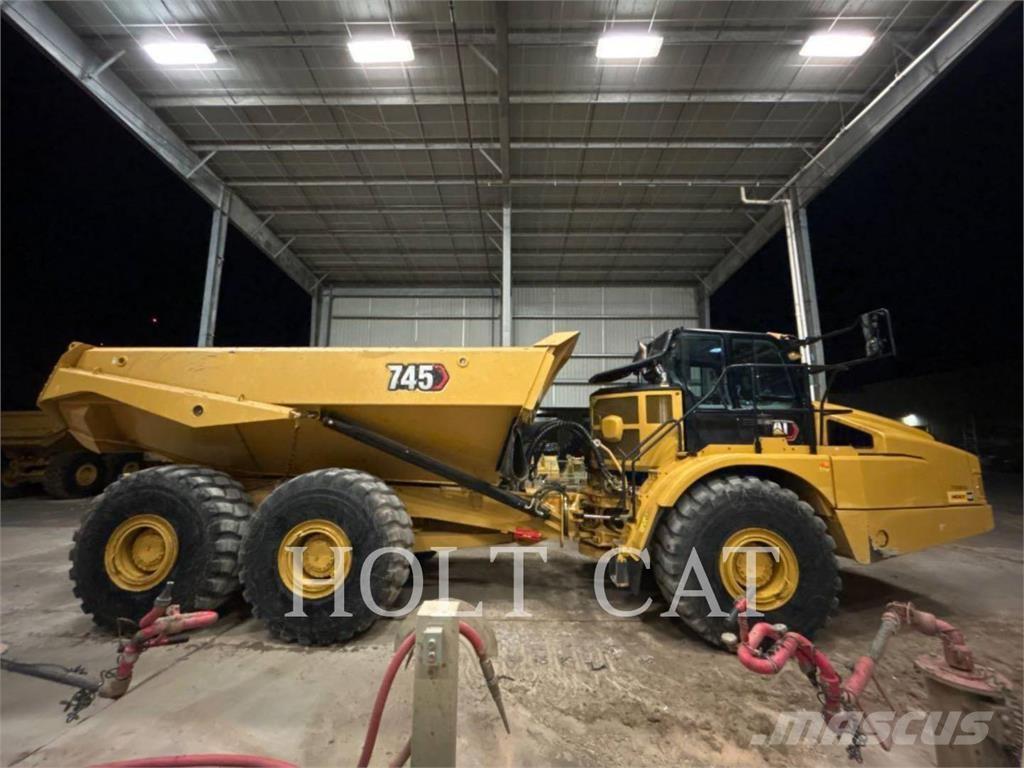 CAT 745 Camiones articulados