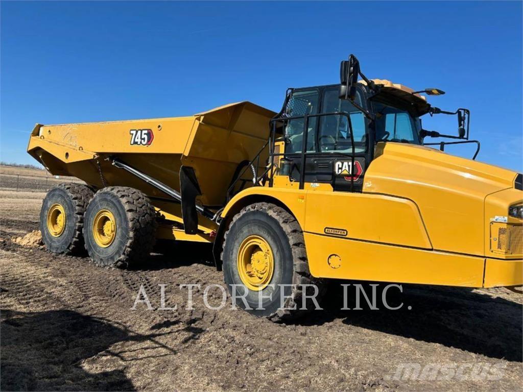 CAT 745-04 Camiones articulados