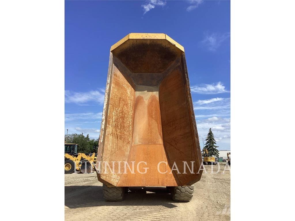 CAT 745-04 Camiones articulados