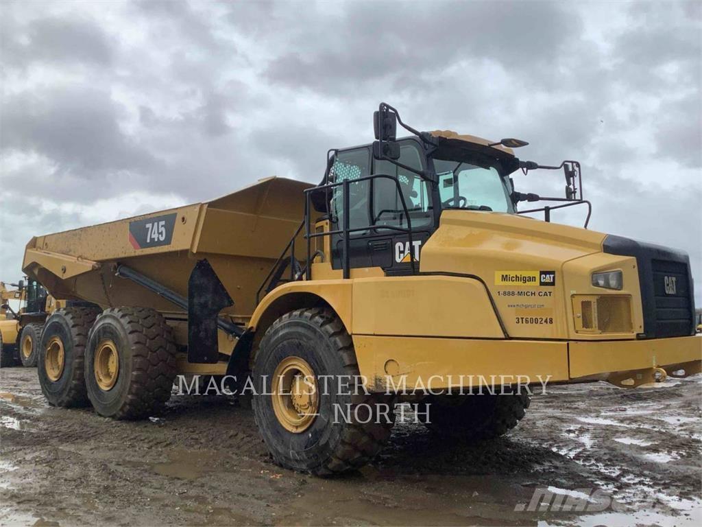 CAT 745 T Camiones articulados