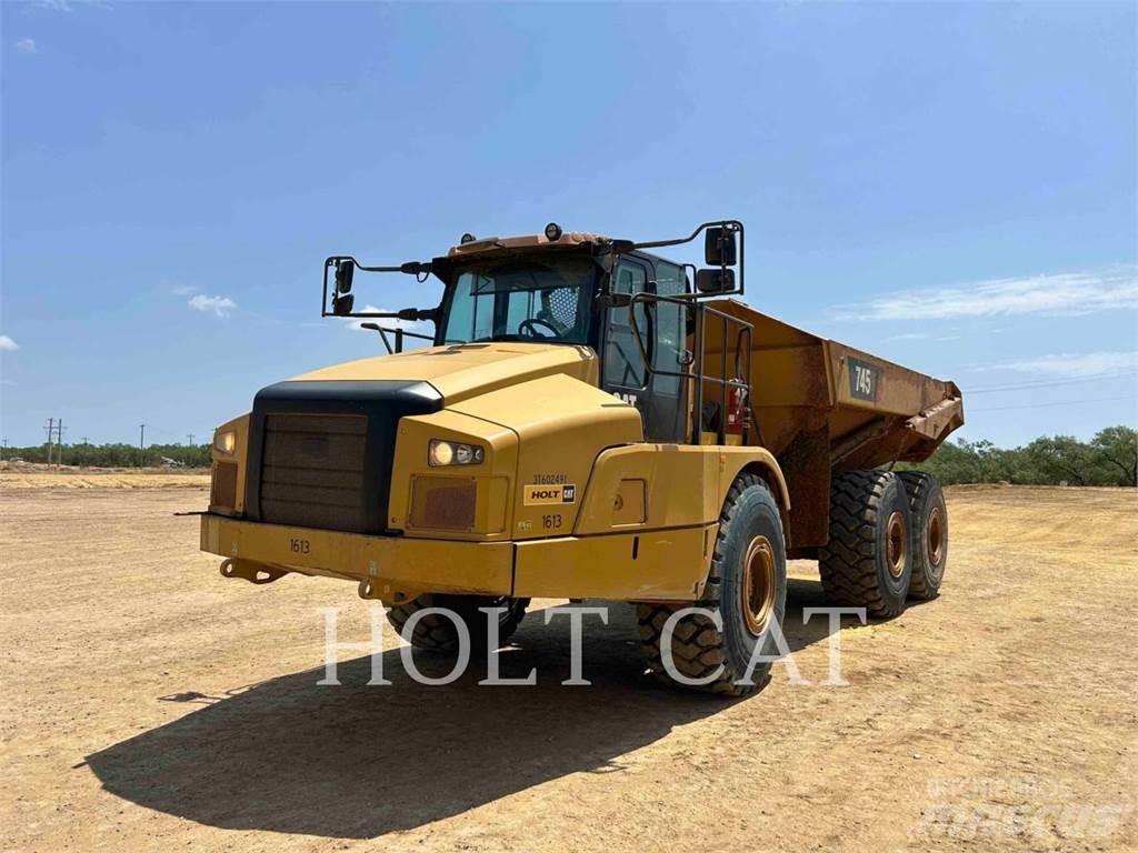 CAT 74504 Camiones articulados