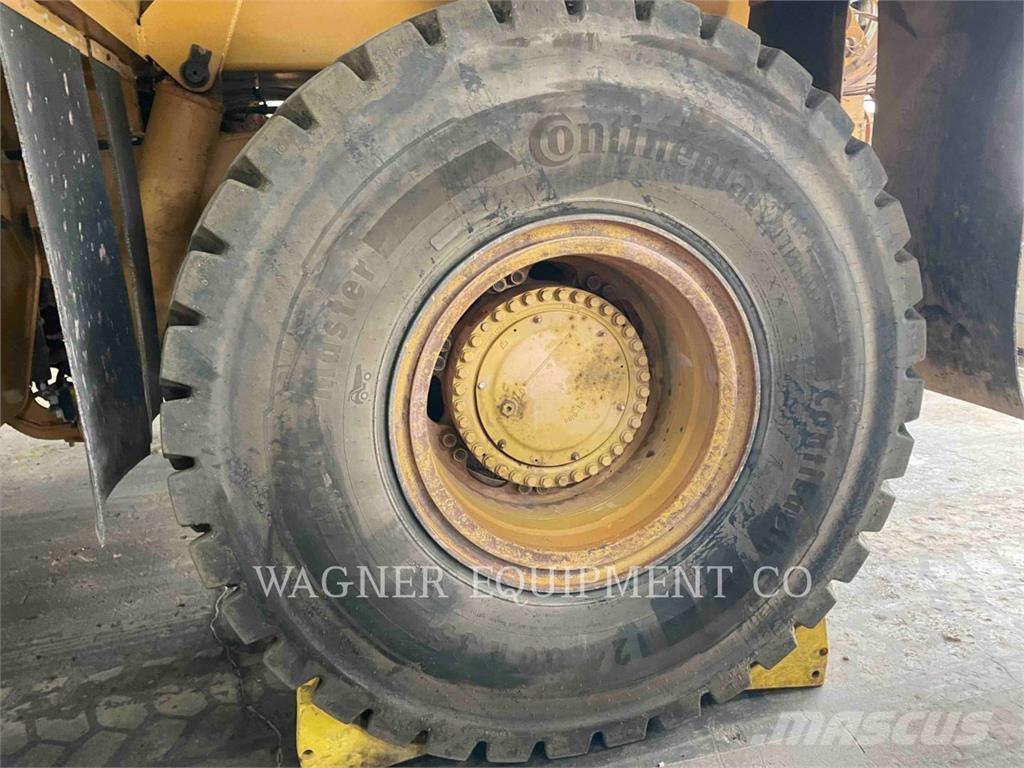 CAT 773F WT Camiones cisterna