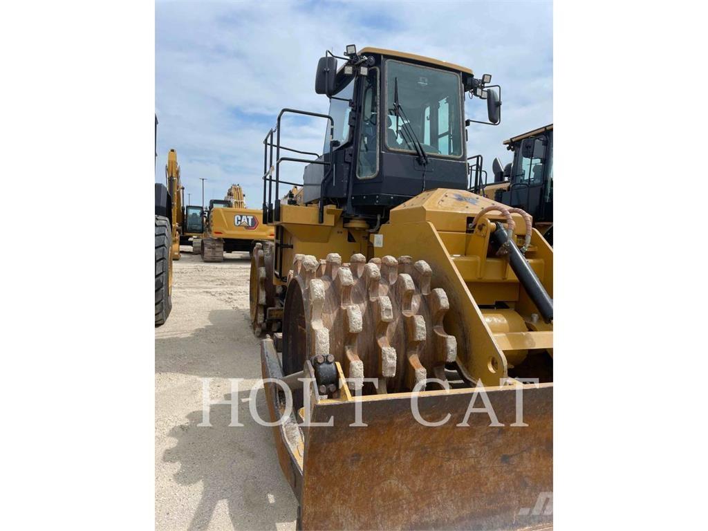 CAT 815 Compactadoras de suelo