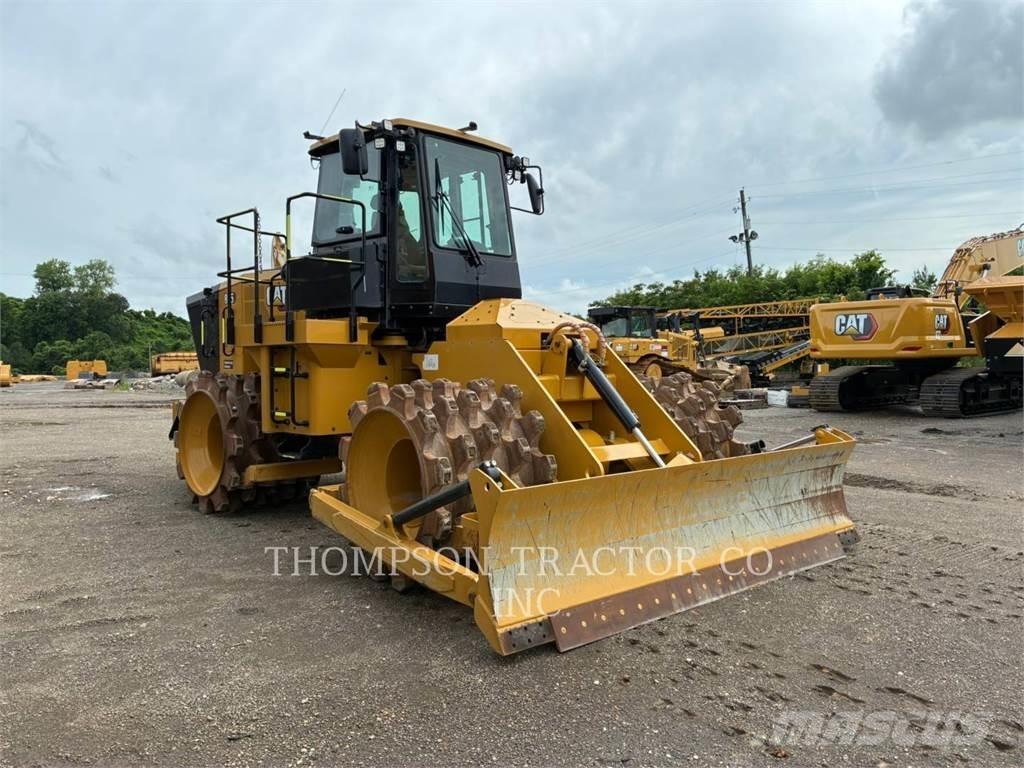 CAT 815 Compactadoras de suelo
