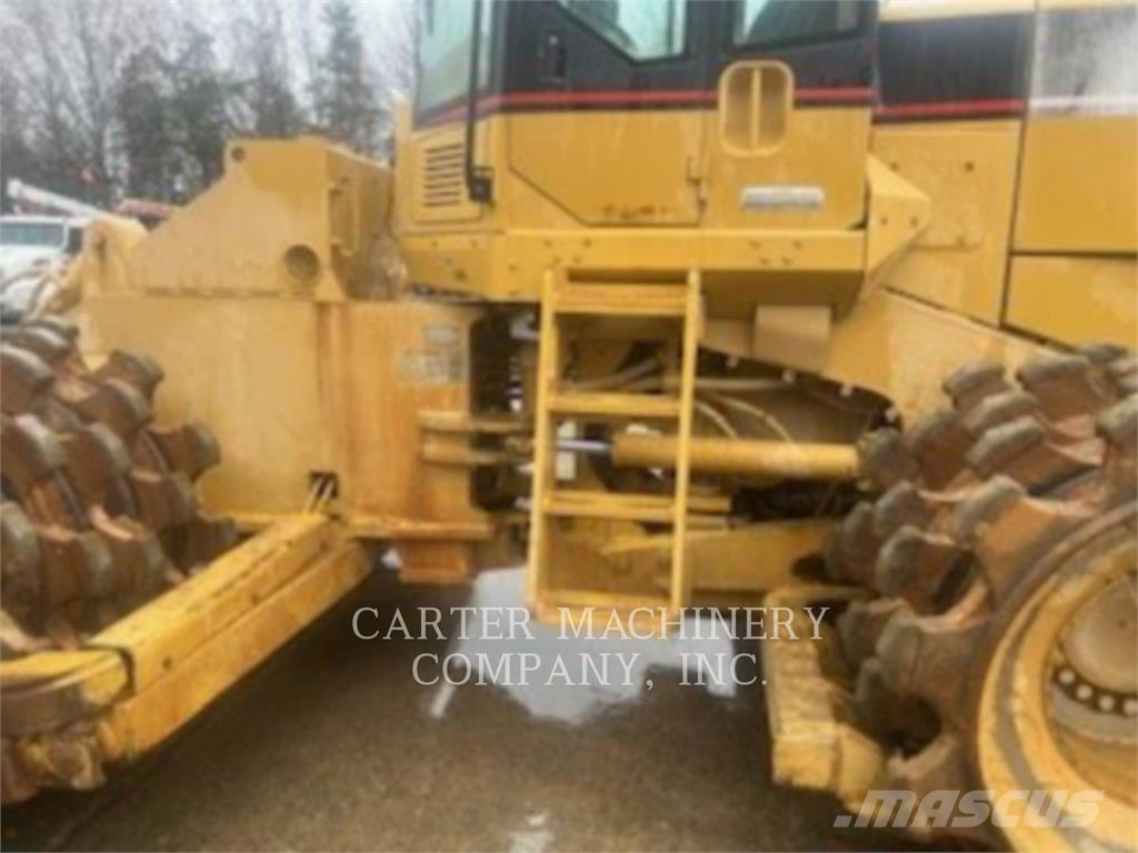 CAT 815F Buldozer sobre ruedas