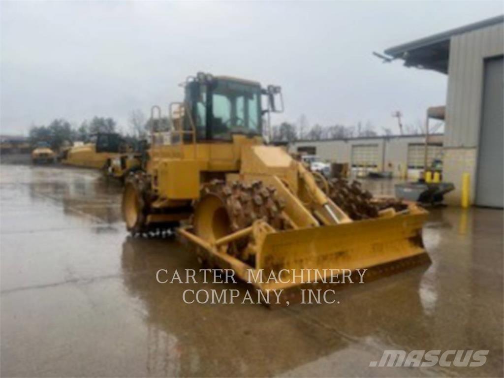 CAT 815F Buldozer sobre ruedas