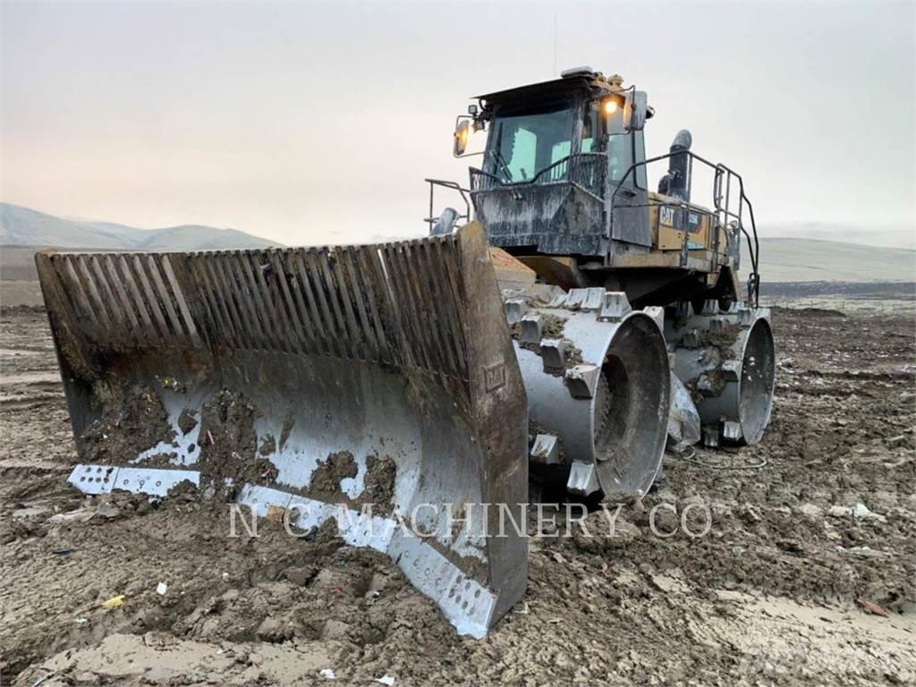 CAT 826K Buldozer sobre ruedas