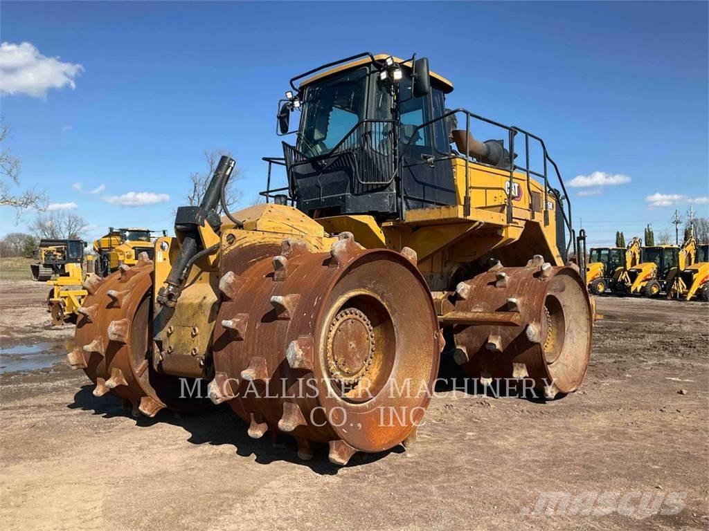 CAT 826K Compactadoras de suelo