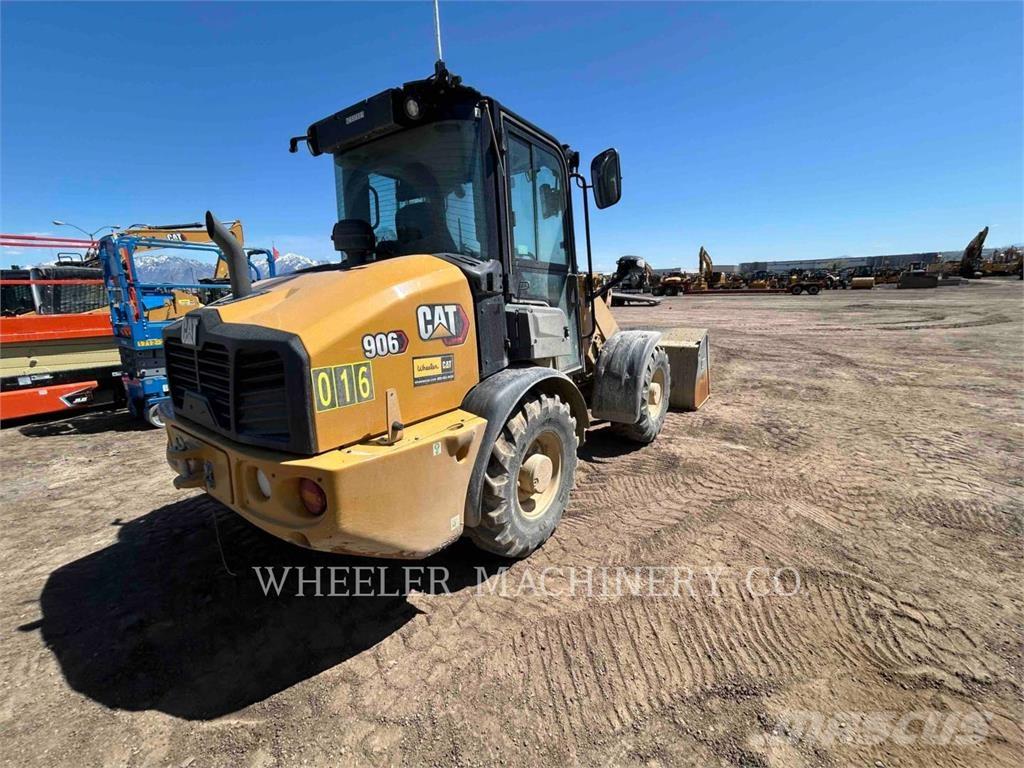 CAT 906 Cargadoras sobre ruedas