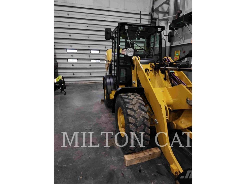 CAT 906M Cargadoras sobre ruedas