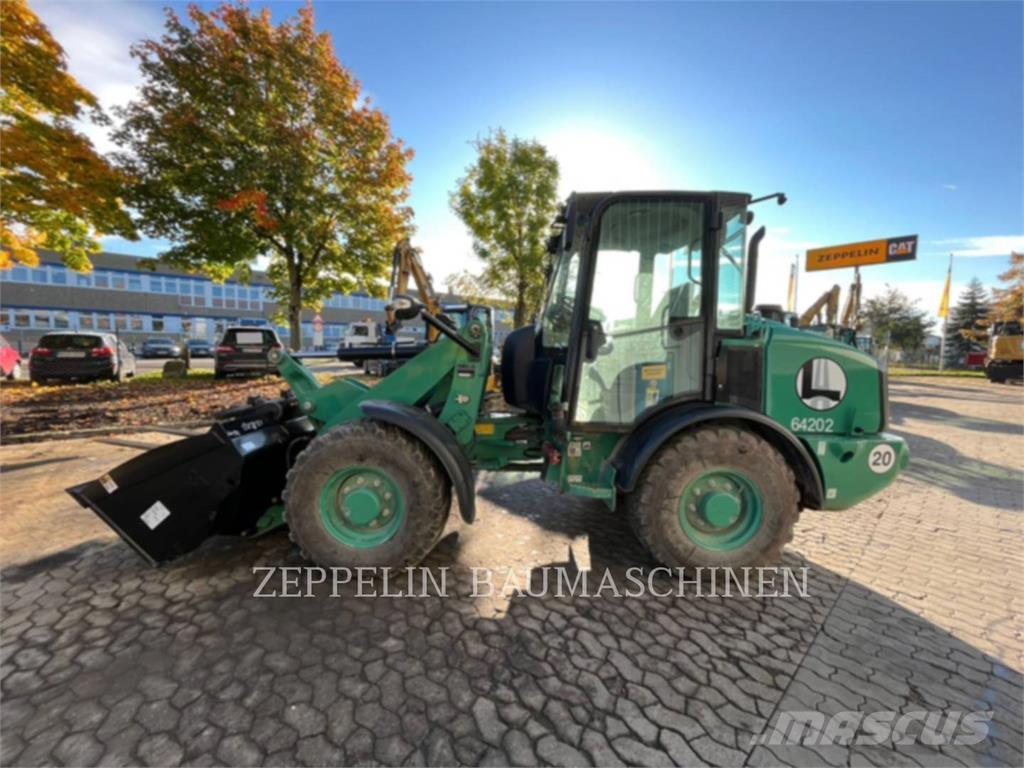 CAT 906M Cargadoras sobre ruedas