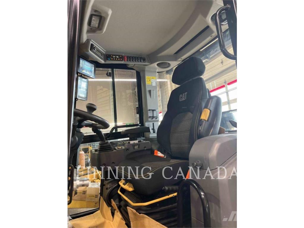 CAT 908 Cargadoras sobre ruedas