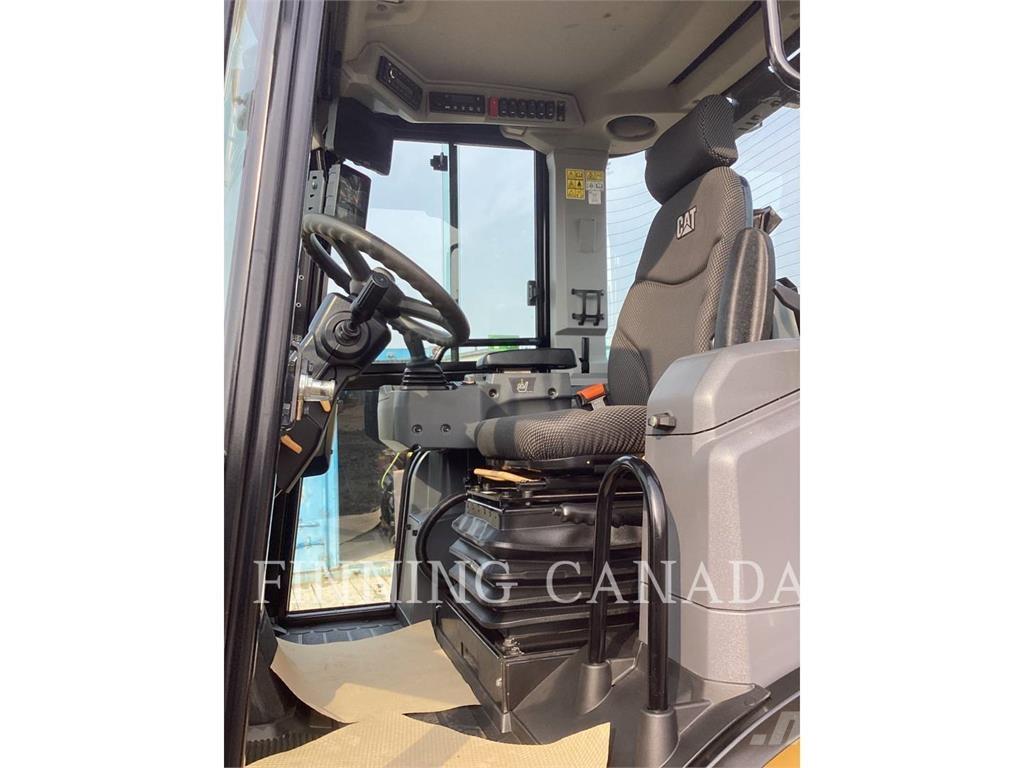 CAT 908 Cargadoras sobre ruedas