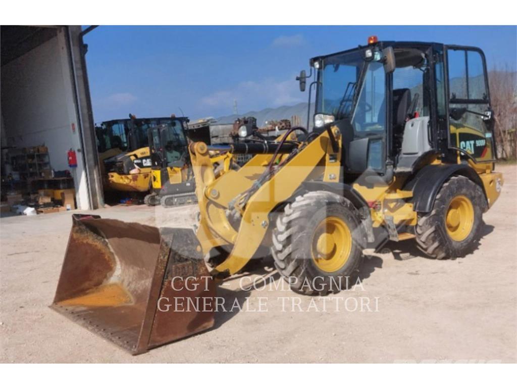 CAT 908 M Cargadoras sobre ruedas