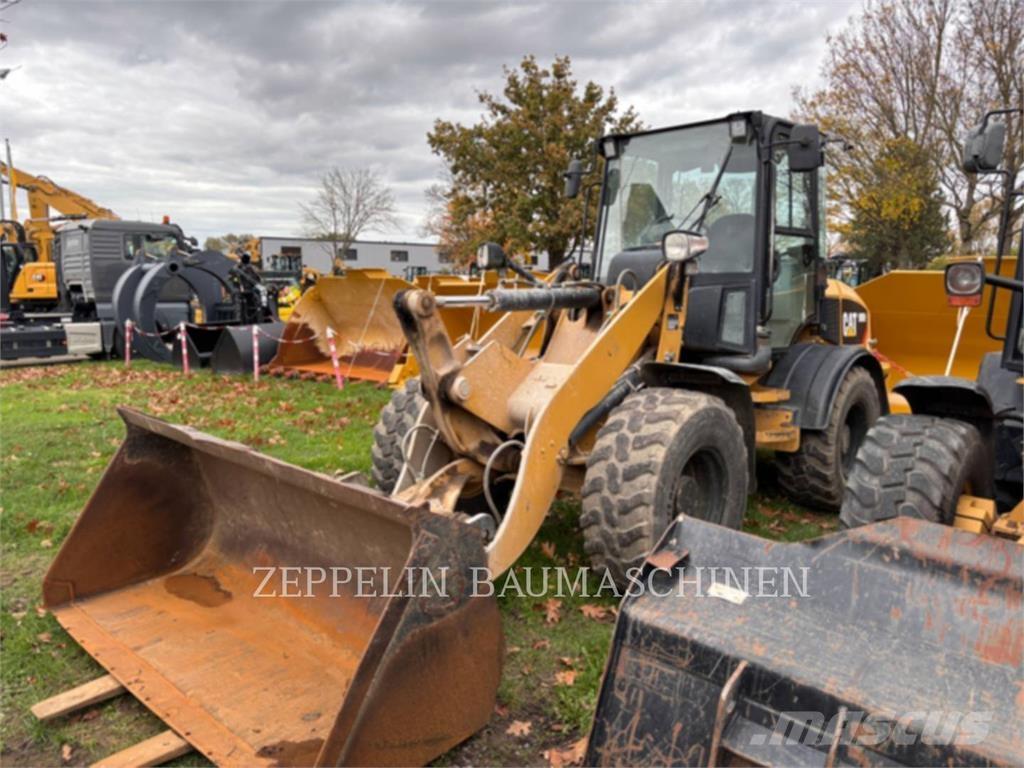 CAT 908H Cargadoras sobre ruedas