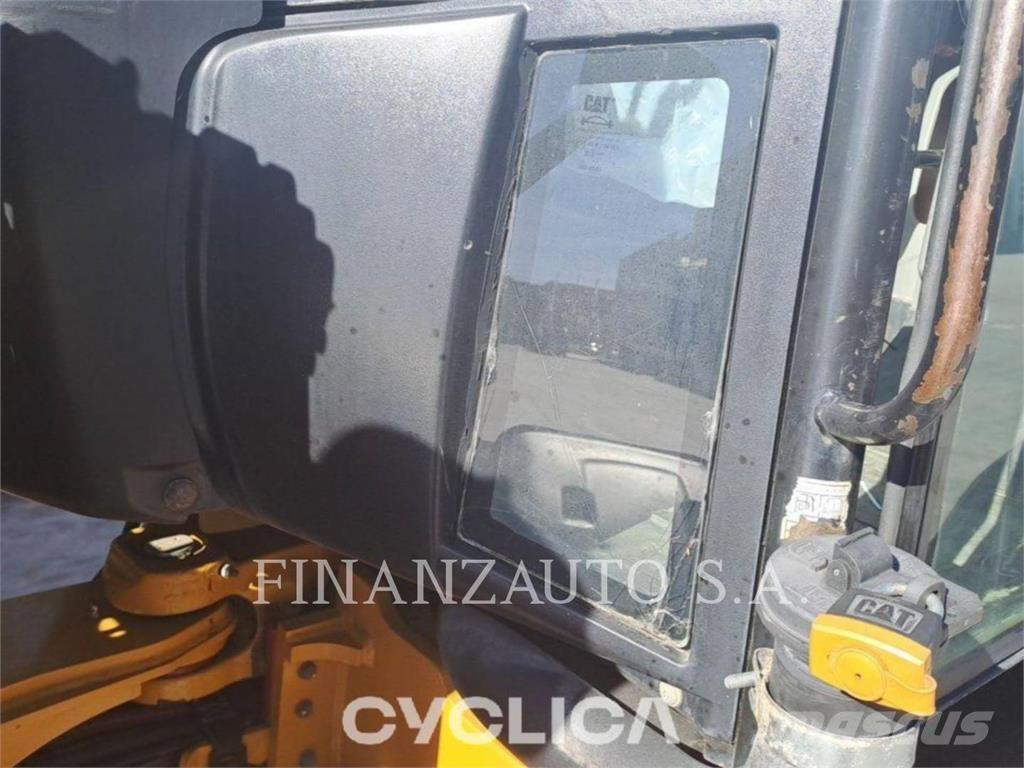 CAT 908M Cargadoras sobre ruedas