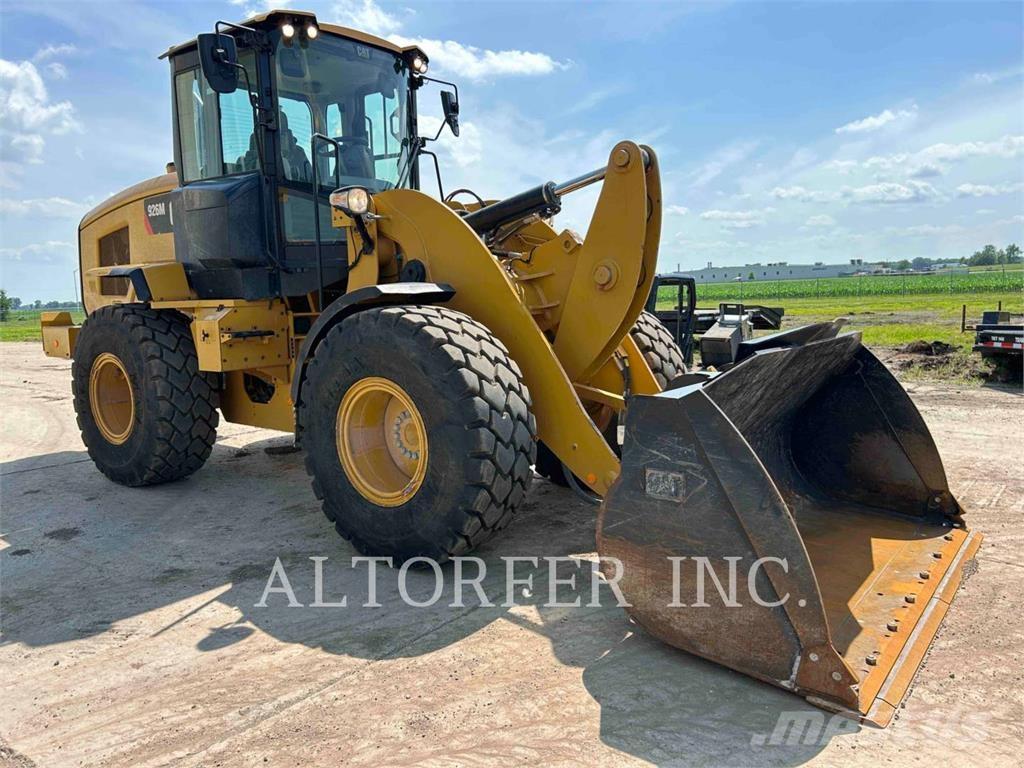 CAT 926M Cargadoras sobre ruedas