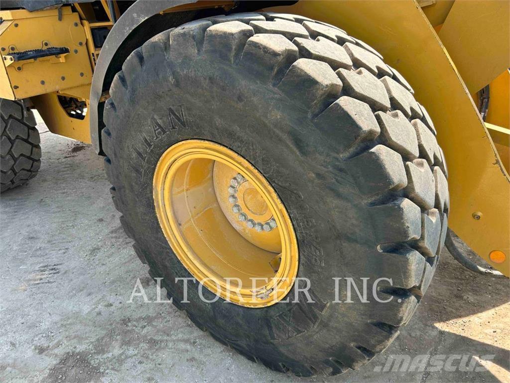 CAT 926M Cargadoras sobre ruedas