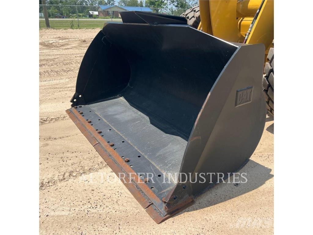 CAT 926M Cargadoras sobre ruedas