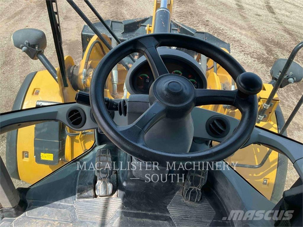 CAT 926M Cargadoras sobre ruedas