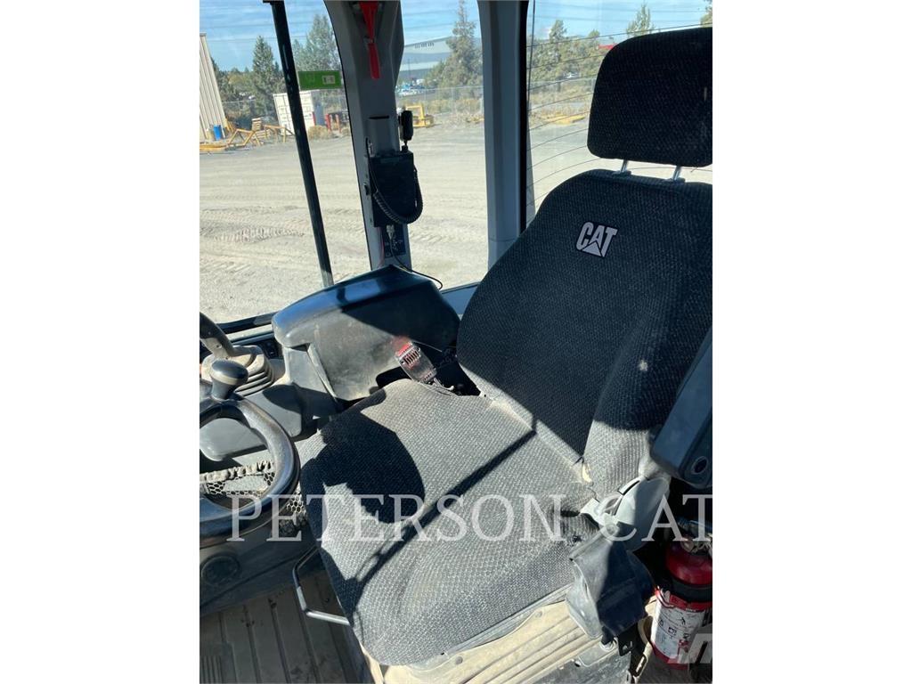 CAT 930M Cargadoras sobre ruedas