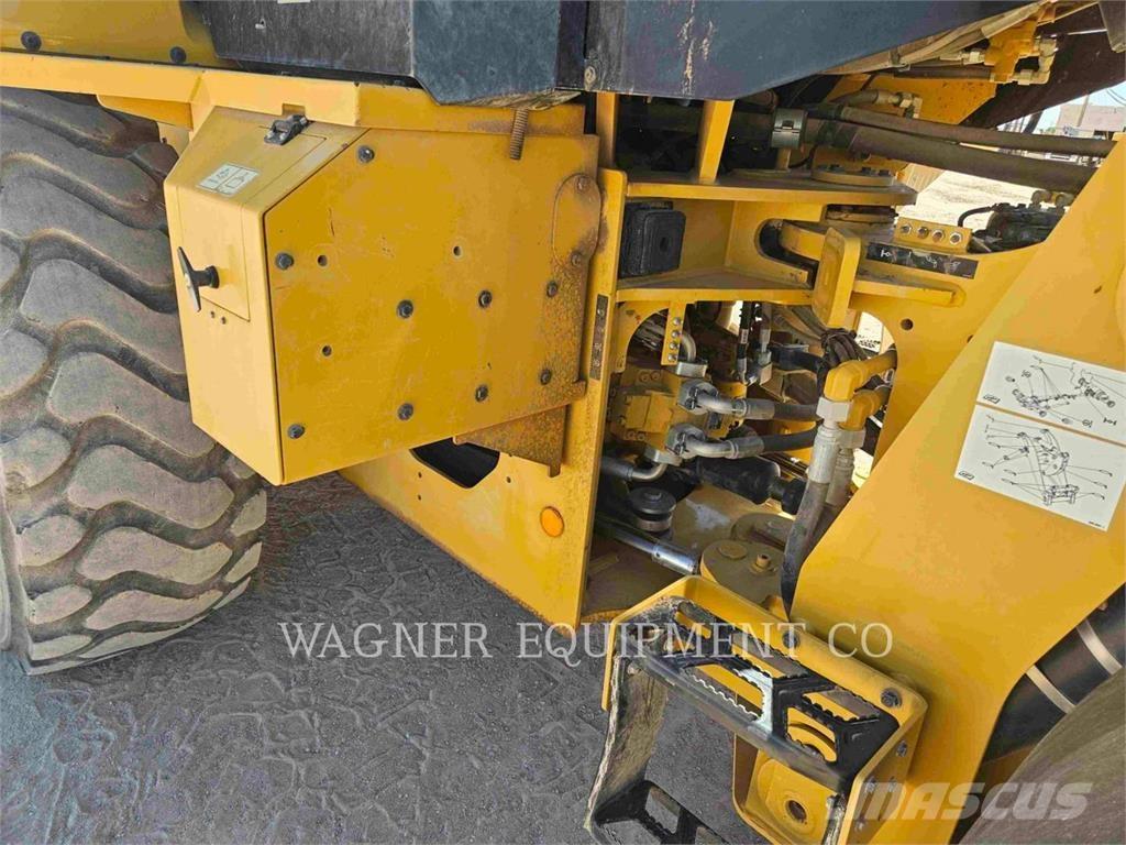 CAT 938M Cargadoras sobre ruedas