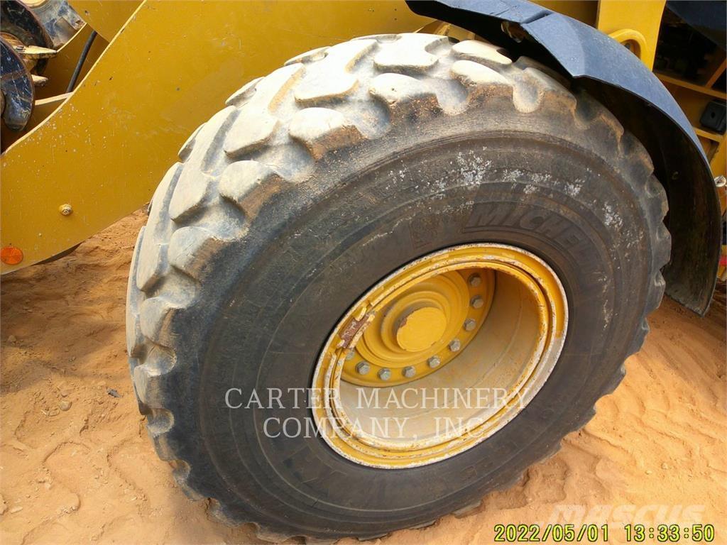 CAT 938M Cargadoras sobre ruedas